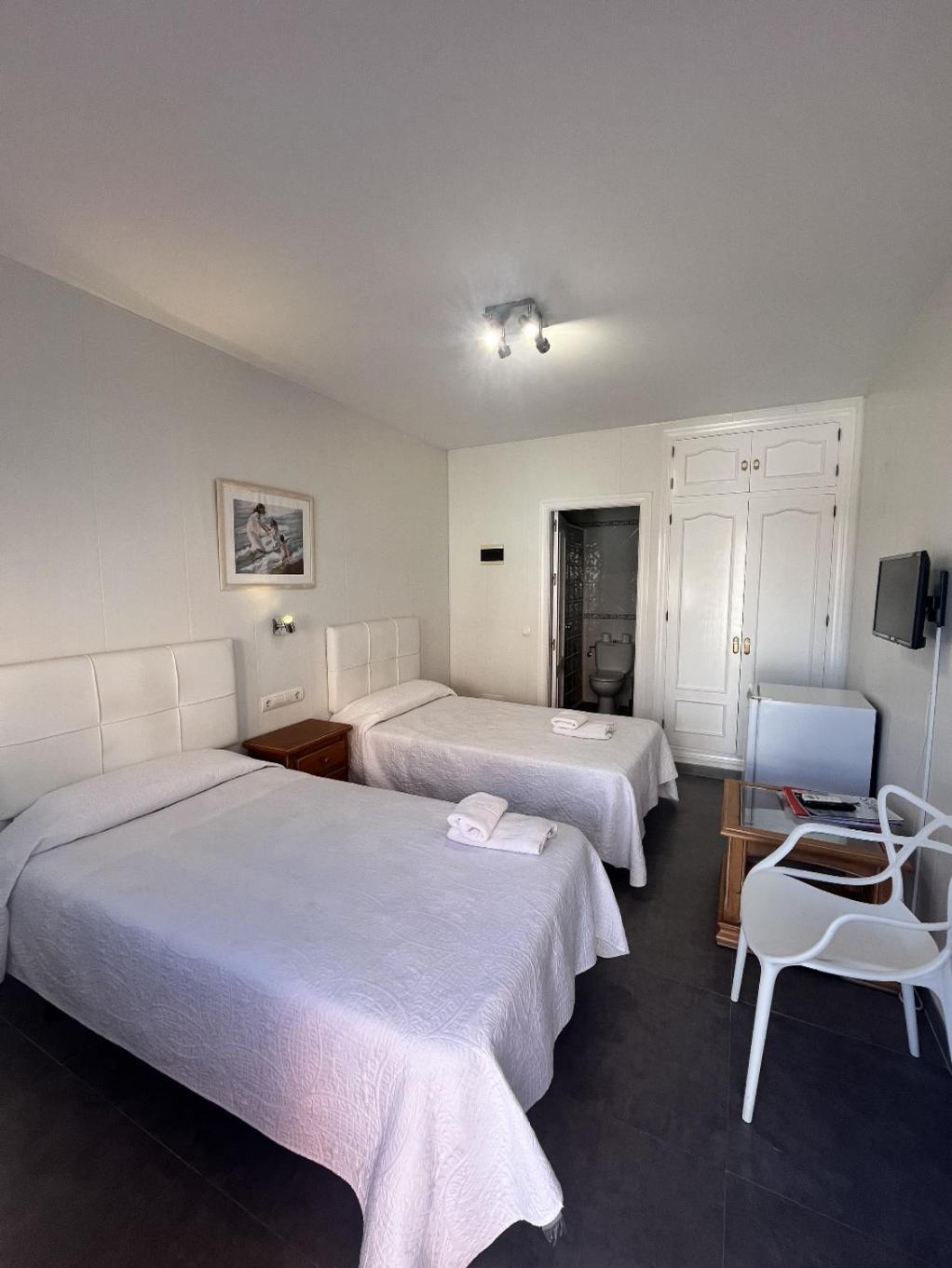 Hotel Las Camelias Sotogrande Ruang foto